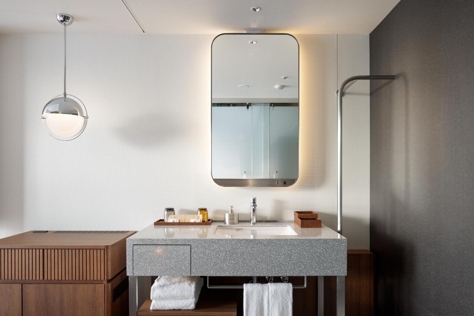 Hotel Groove Shinjuku, A Parkroyal Hotel Tokyo Bagian luar foto